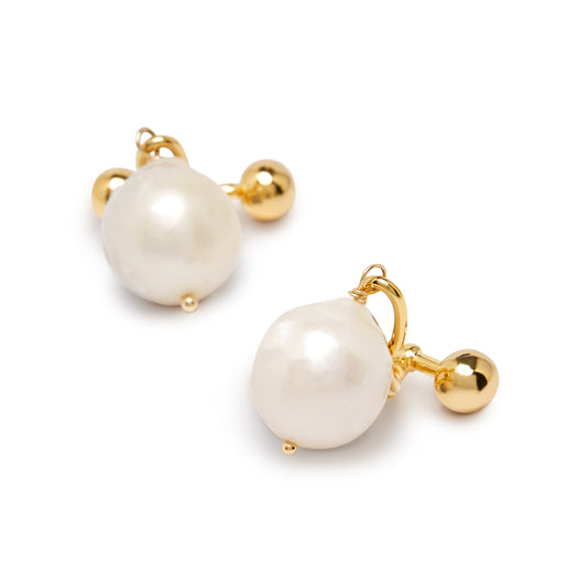 The Beethoven white pearl cufflink